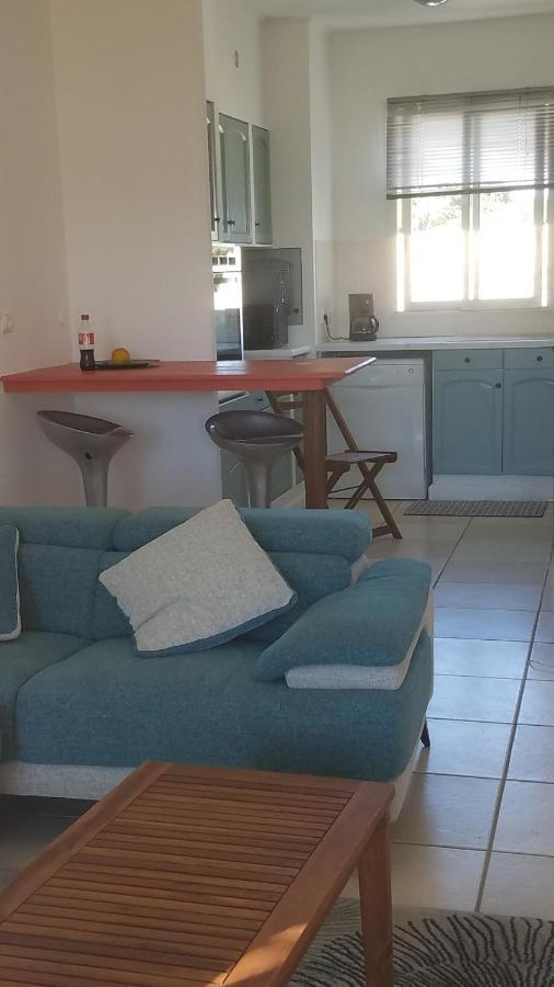 Les Chandels Appartement Avec Terrasse Vue Mer Manapany Les Bains 圣若瑟 外观 照片